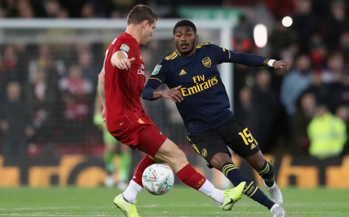 开云APP-HKA血洗CLG,Gumayusi打出惊人五杀峡谷大战小组赛,锁定晋级资格的简单介绍