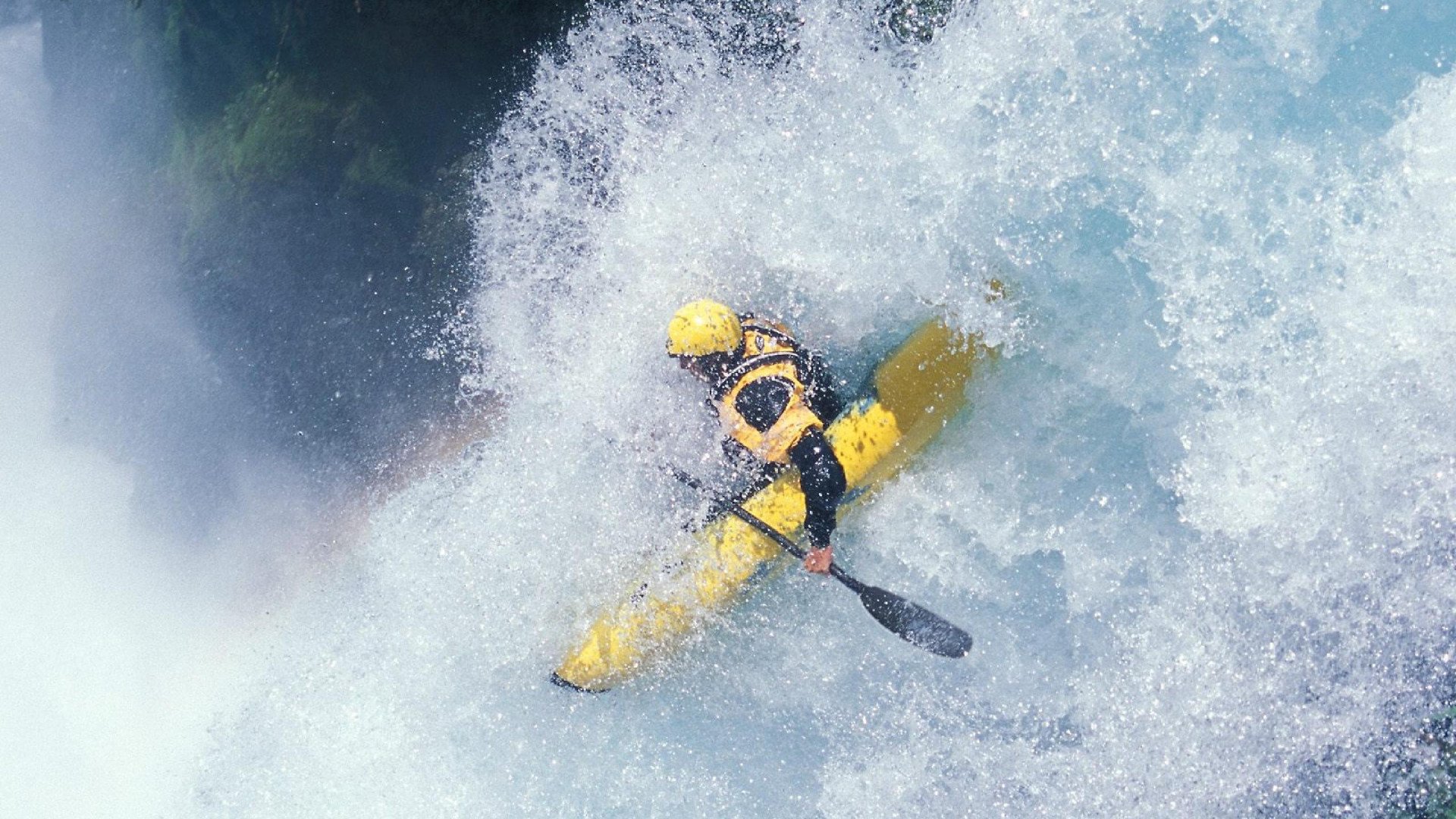 当国家德比进入新纪元，少年卡马文加，在贝林与克罗斯之间写下未来