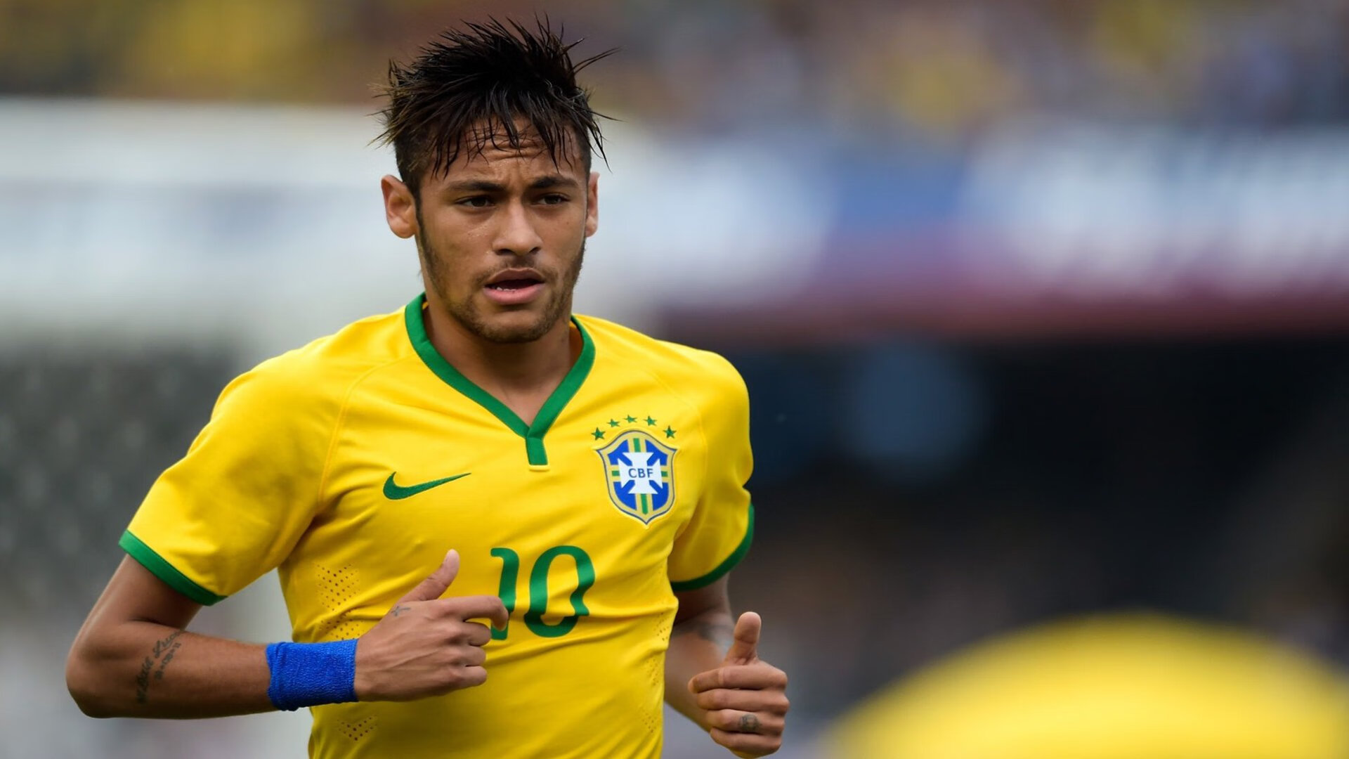 久保建英一己之力撕开防线！巴黎圣日耳曼单节爆发击溃拉齐奥，亚洲之光闪耀欧冠之夜